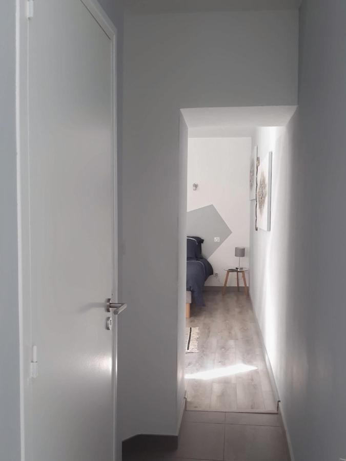 Appartamento La Cour Charleville-Mézières Esterno foto