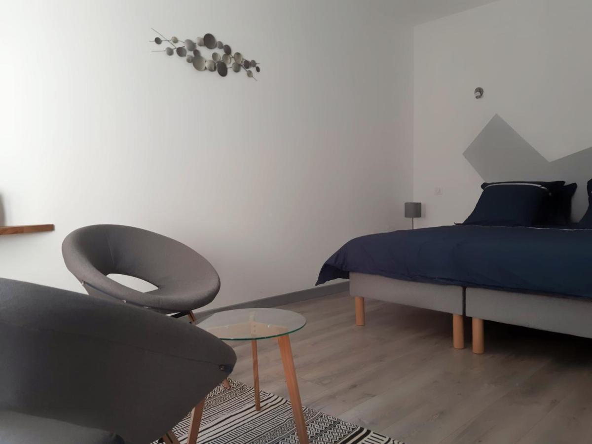 Appartamento La Cour Charleville-Mézières Esterno foto